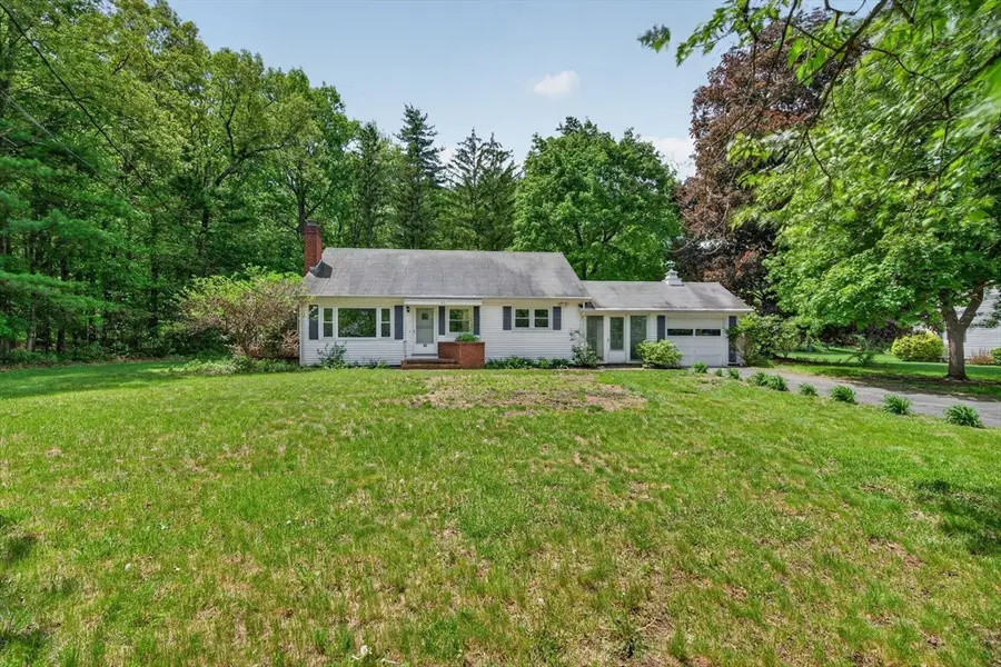 61 Harvard Rd, Shirley, MA 01464 - #2