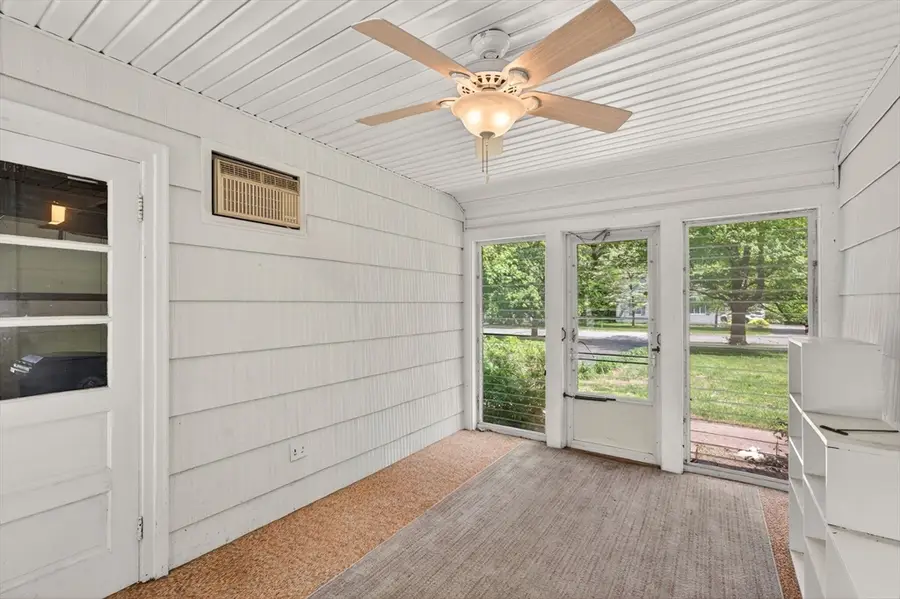 61 Harvard Rd, Shirley, MA 01464 - #3