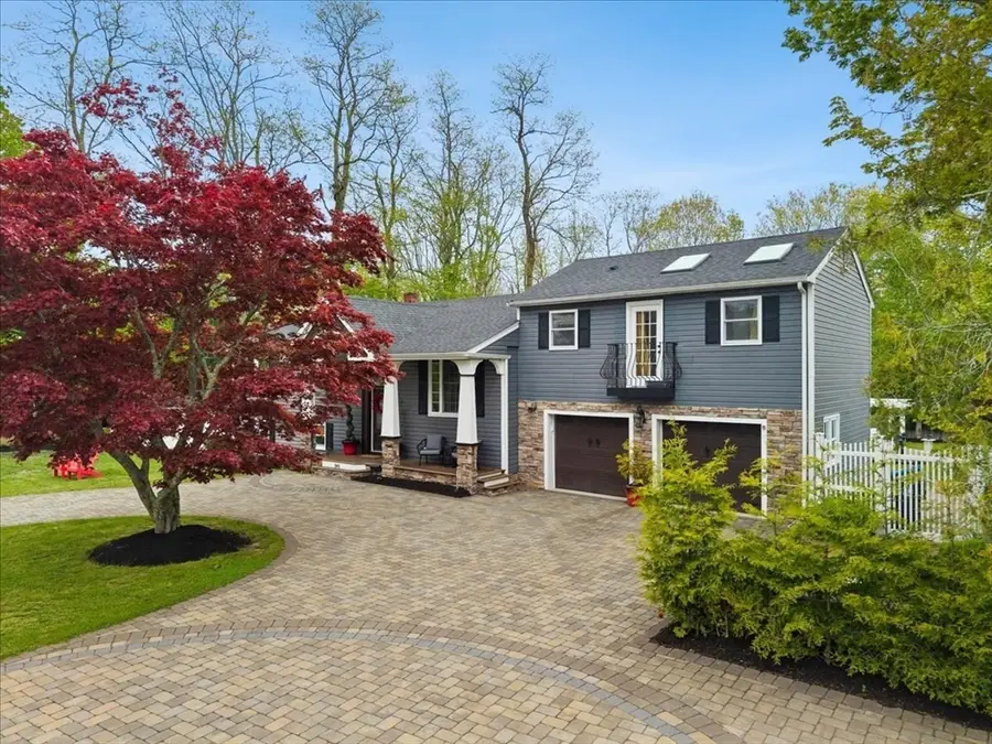 341 High St, Whitman, MA 02382 - #2