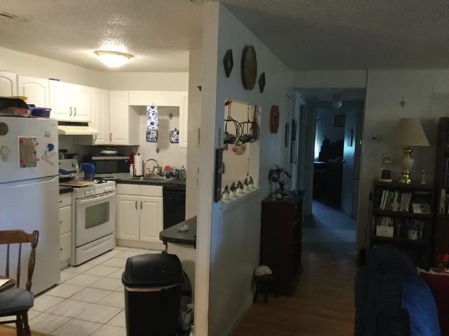 685 Oak Street #4-4, Brockton, MA 02301 - #3