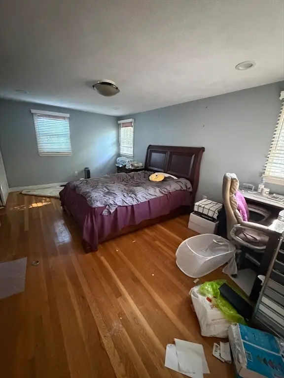 83 Seaver St, Wellesley, MA 02481 - #3