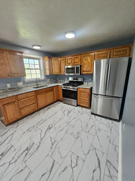40 Merrick St #A, Worcester, MA 01609 - #2