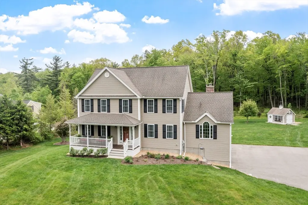 571 Northfield Rd, Lunenburg, MA 01462 - #1