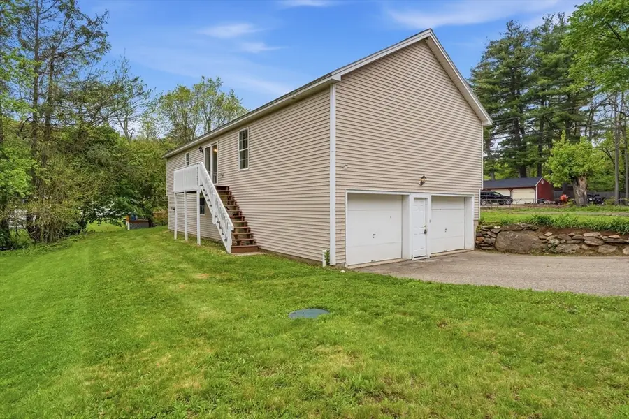 6 White Birch Dr, Worcester, MA 01602 - #3