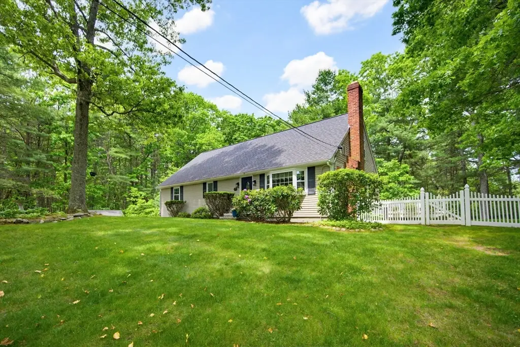 77 Oxbow Dr, Wrentham, MA 02093 - #1