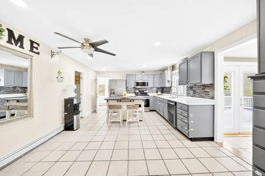 84 Fowler Rd, Lowell, MA 01854 - #3