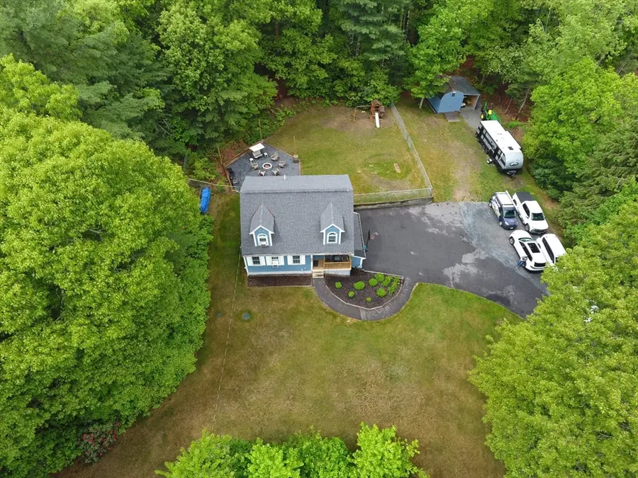 236 Thompson Street, Halifax, MA 02338 - #3