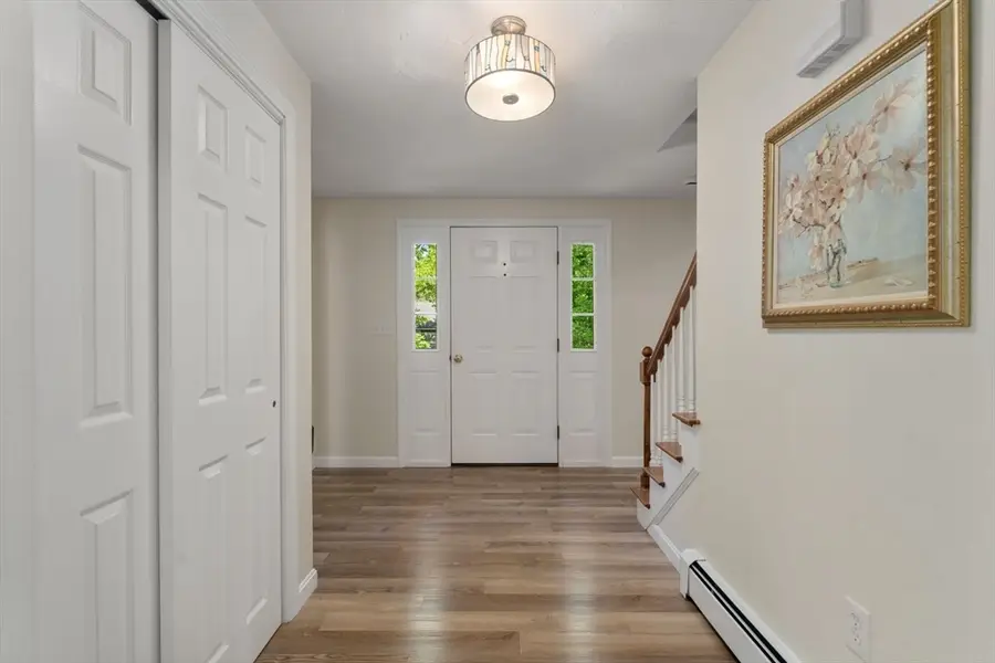2 Downingwood Dr, Franklin, MA 02038 - #3