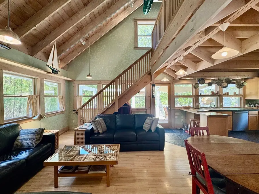 299 Daggett Ave #A, Tisbury, MA 02568 - #2