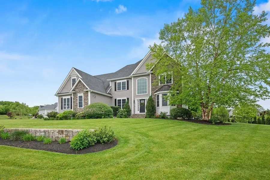 14 Amber Dr, Wrentham, MA 02093 - #3