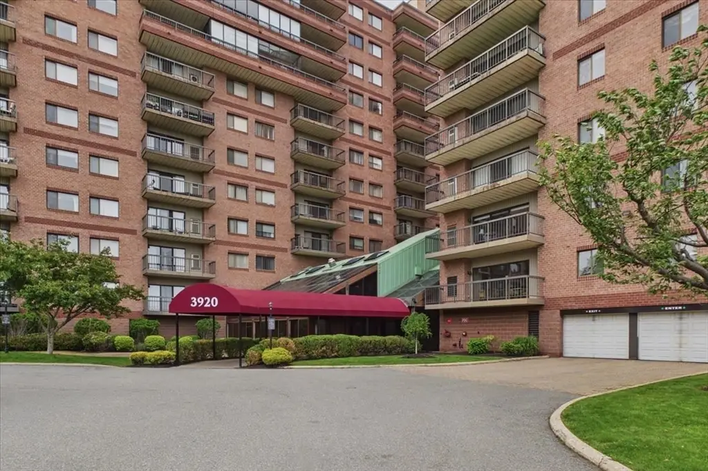 3920 Mystic Valley Pkwy #118, Medford, MA 02155 - #1