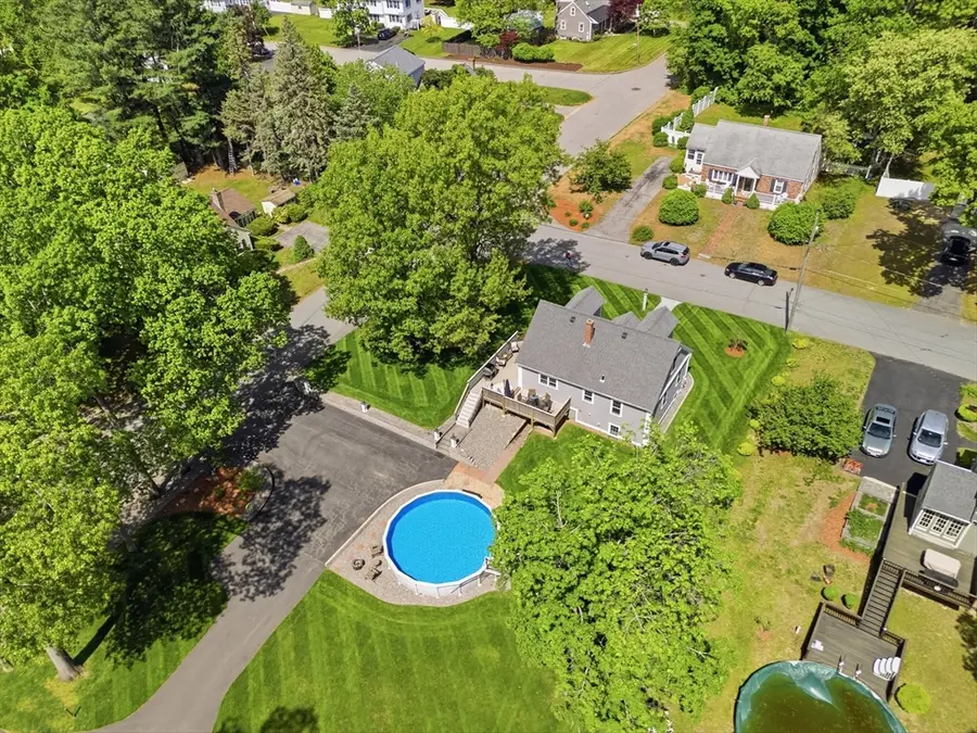 24 Pleasant St, Chelmsford, MA 01824 - #3