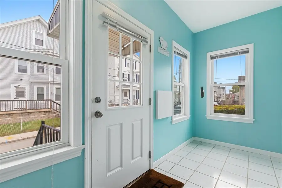 27 Cook St, Fall River, MA 02724 - #2