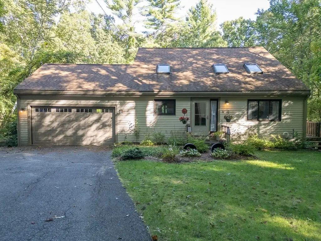 5 Wheeler St, Pepperell, MA 01463 - #1