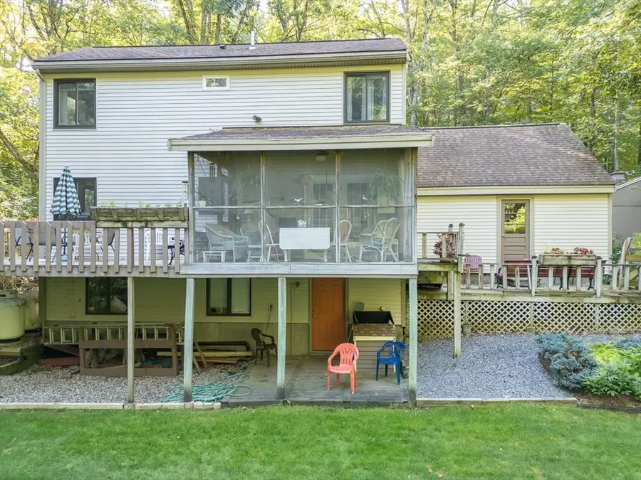 5 Wheeler St, Pepperell, MA 01463 - #2
