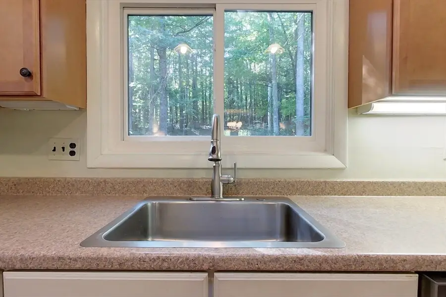 5 Wheeler St, Pepperell, MA 01463 - #3