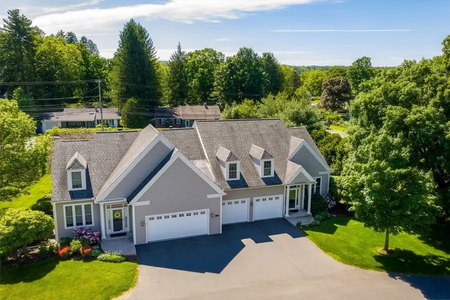 359 Main #1B, Easthampton, MA 01027 - #3