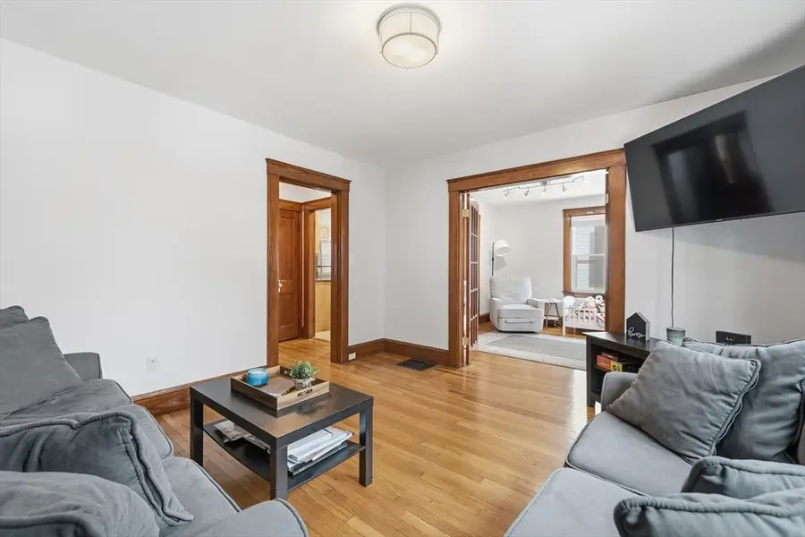 233 Lowell St #1, Waltham, MA 02453 - #3