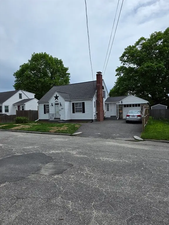 19 Calumet Ave, Worcester, MA 01606 - #3