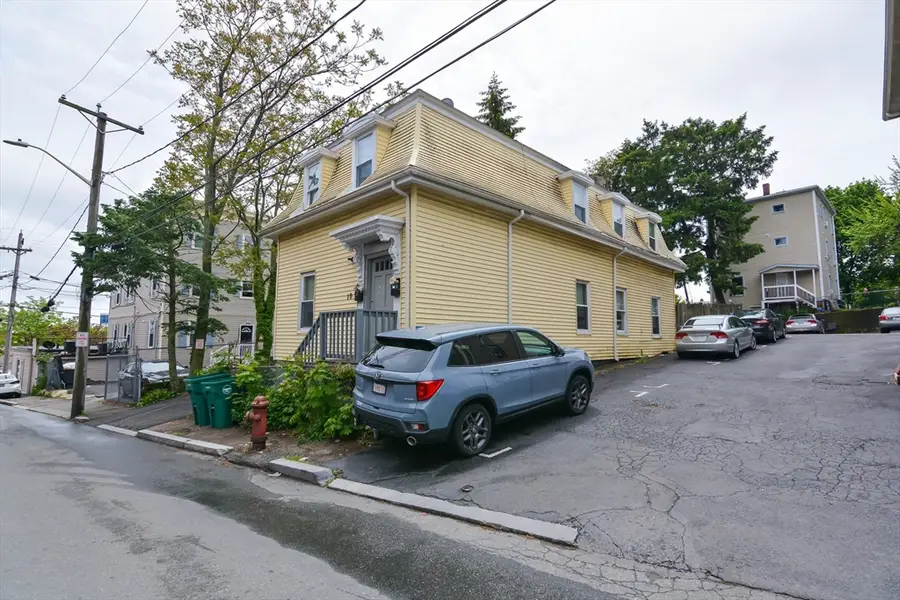 10 Essex Ct, Lynn, MA 01902 - #2