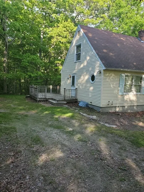 170 Woodland Cir, Tiverton, RI 02878 - #2