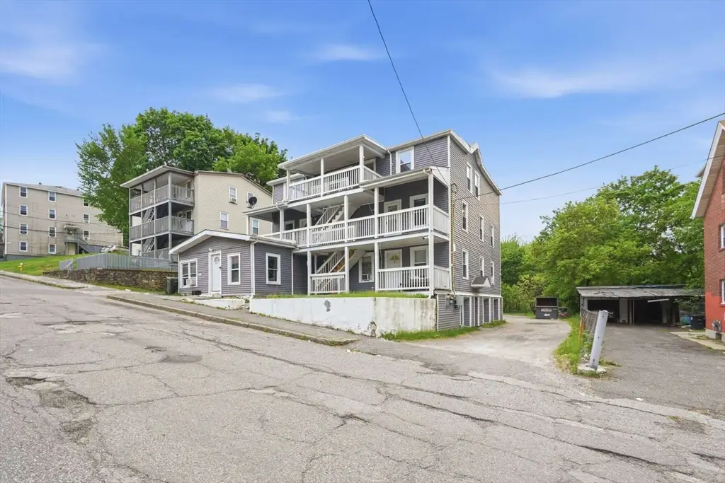 88 Cross St, Southbridge, MA 01550 - #1