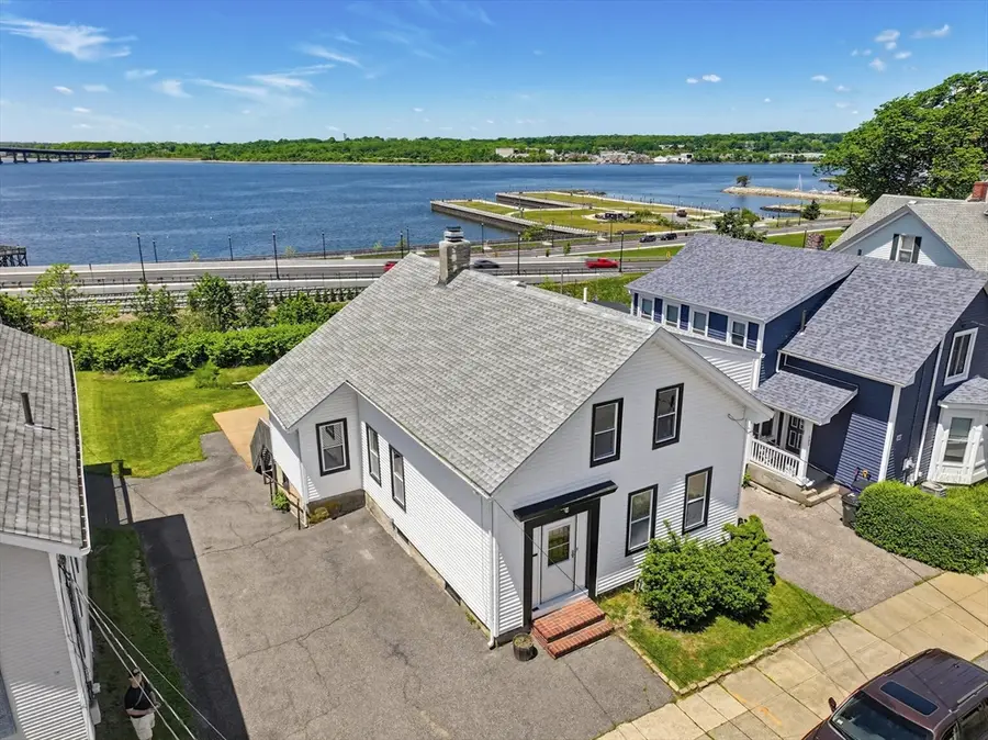 574 Durfee St, Fall River, MA 02720 - #2