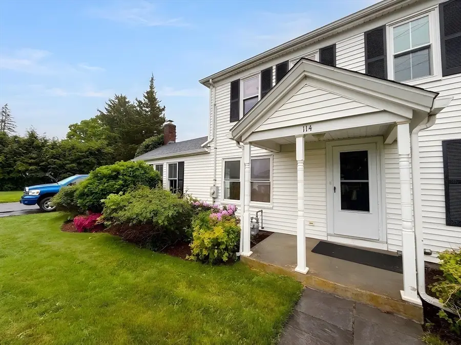 114 Curve St, Dedham, MA 02026 - #2