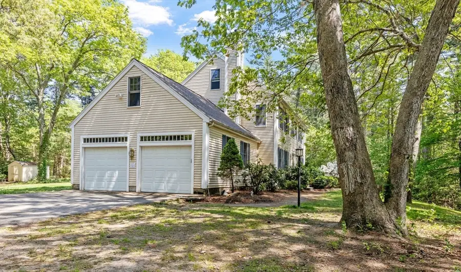 8 Johnson Dr, Lakeville, MA 02347 - #3