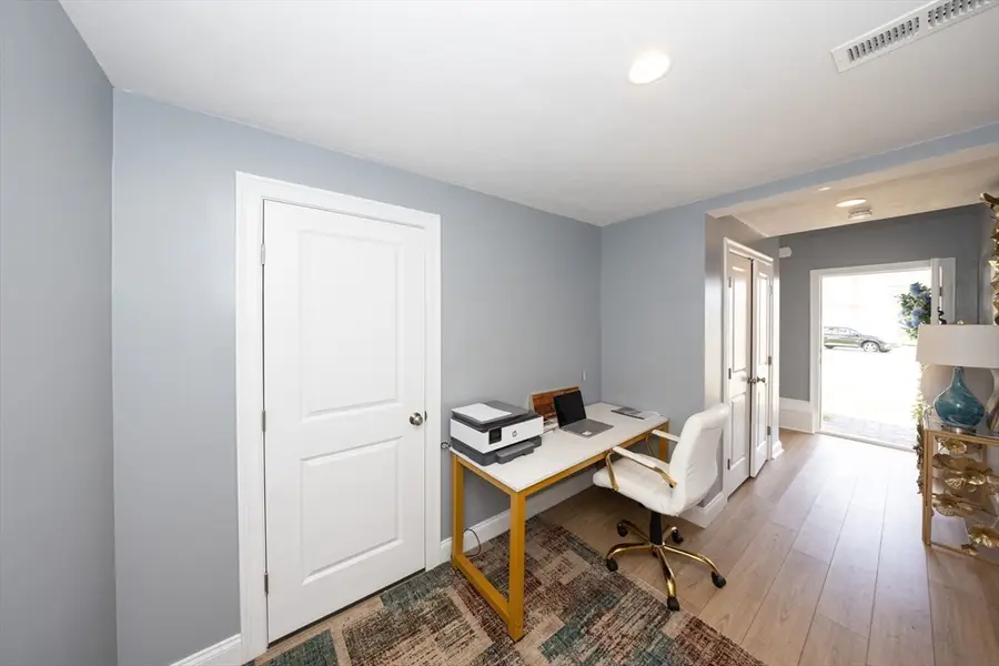 27 Pouts Lane #27, Uxbridge, MA 01569 - #2
