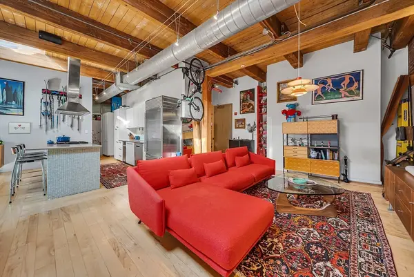 21 Wormwood St #620, Boston, MA 02210