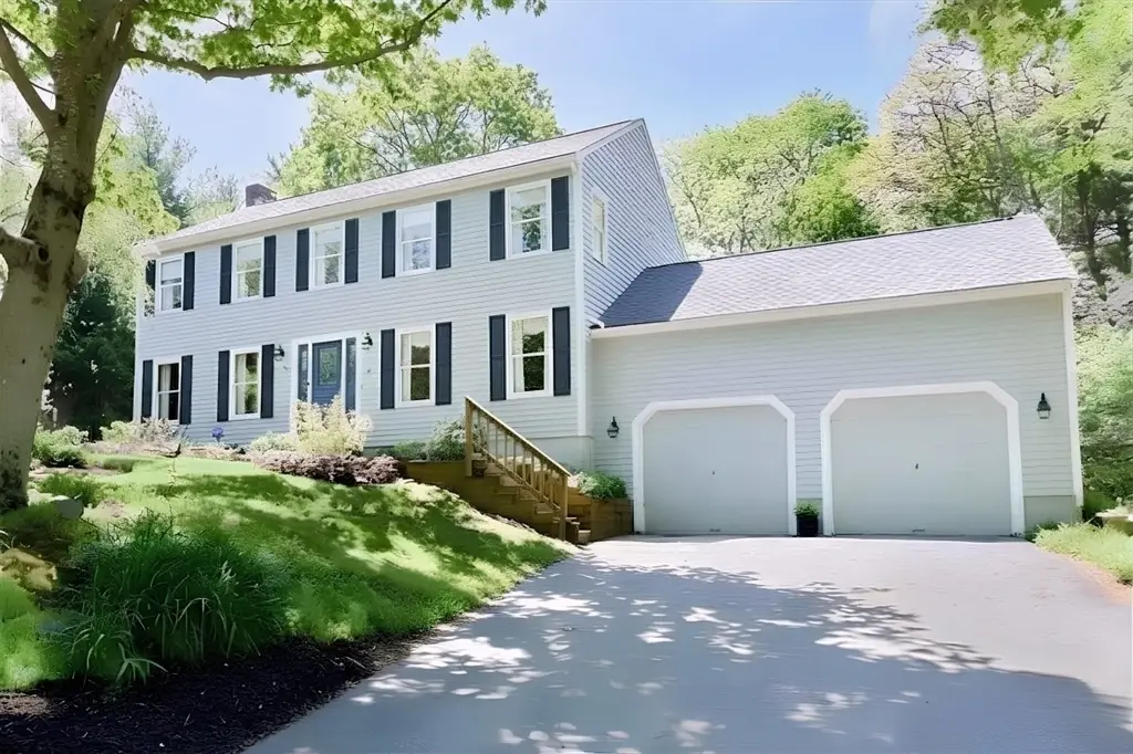 10 Windemere Way, Bridgewater, MA 02324 - #1