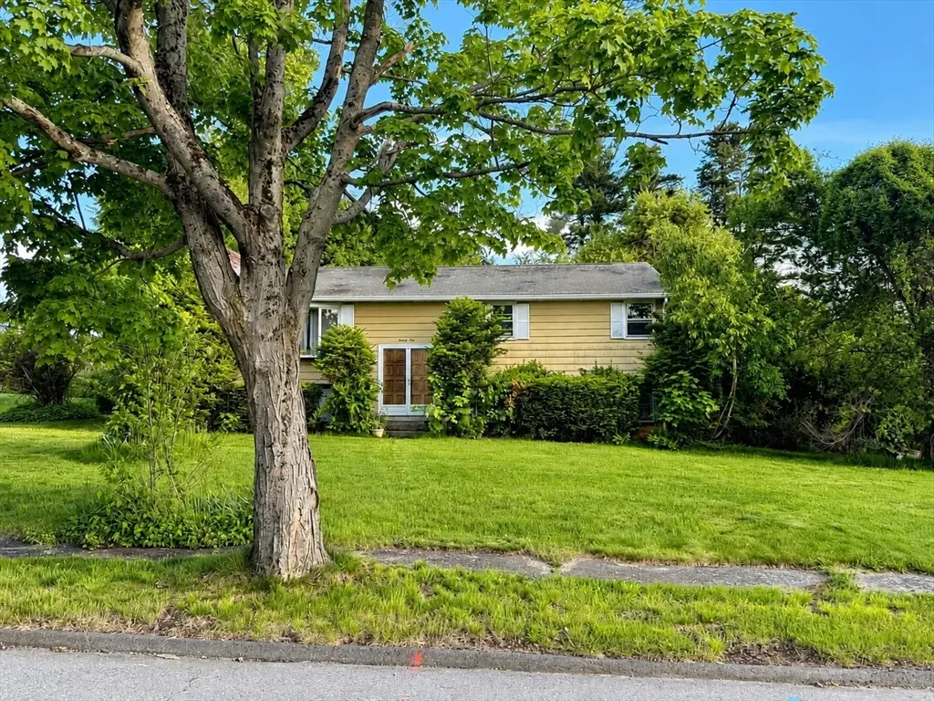 25 Pleasant Hill Run, West Boylston, MA 01583 - #1