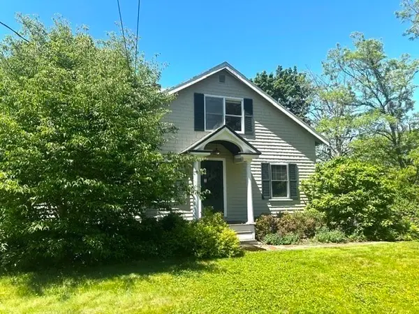 120 Charles River St, Needham, MA 02492