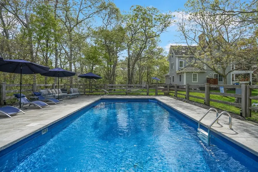 10 North Bog Rd, Edgartown, MA 02539 - #3