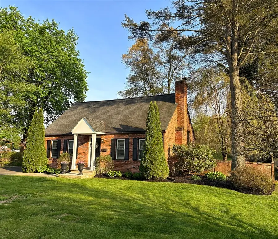 129 Elm St, Agawam, MA 01001 - #3