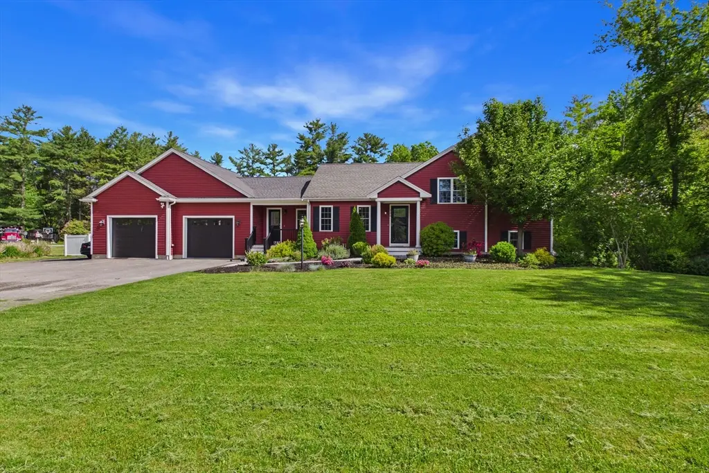 135 County St, Lakeville, MA 02347 - #1