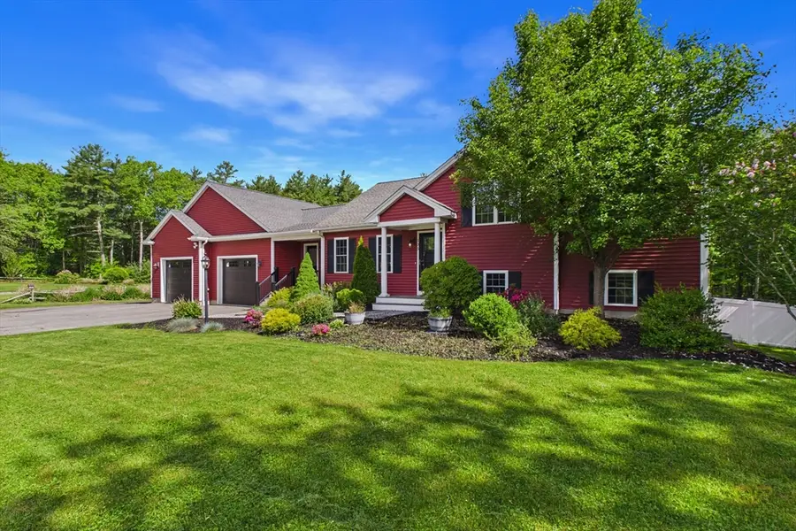 135 County St, Lakeville, MA 02347 - #3