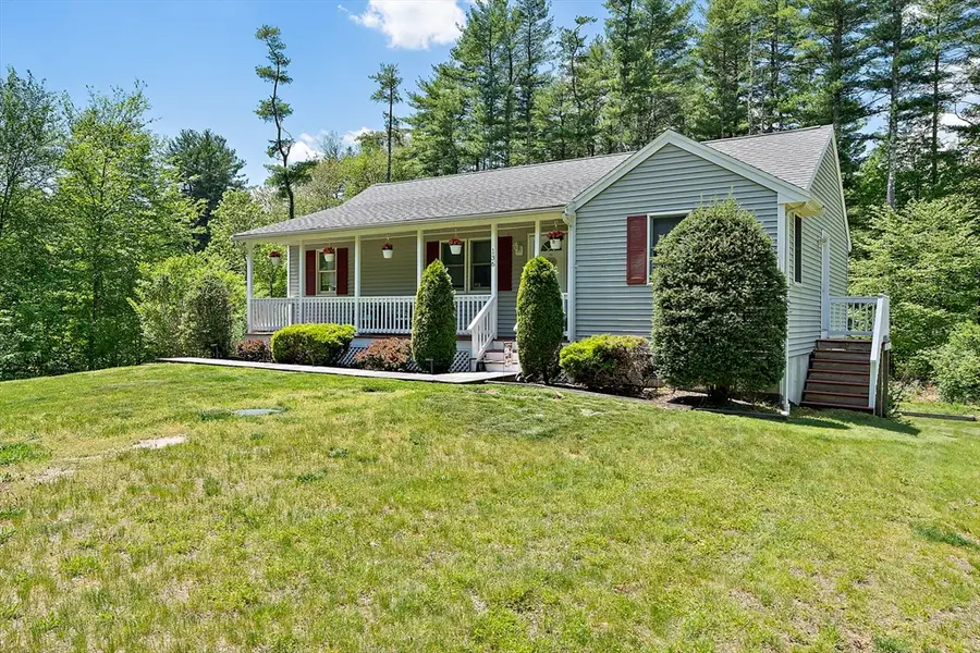 136 Elm St, Halifax, MA 02338 - #2