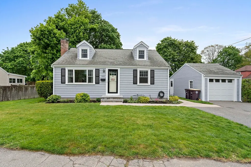 560 Pond St, Weymouth, MA 02190 - #1
