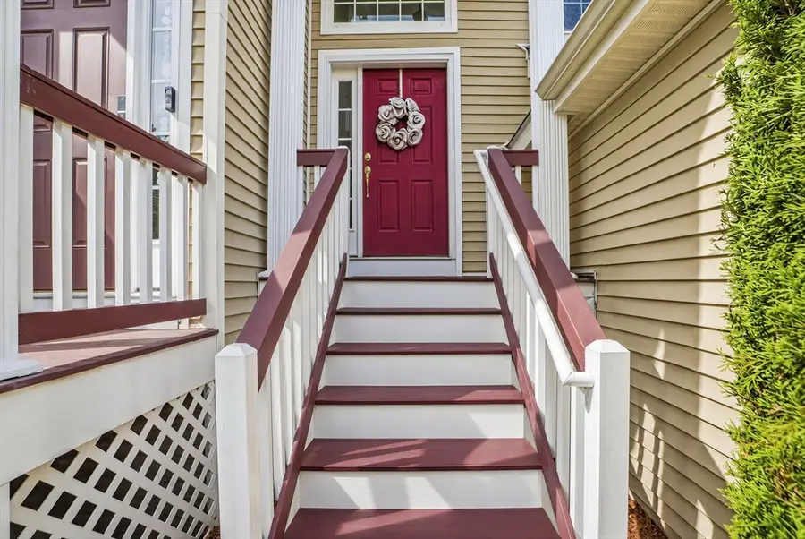 9 Robert Cir #9, North Grafton, MA 01536 - #2
