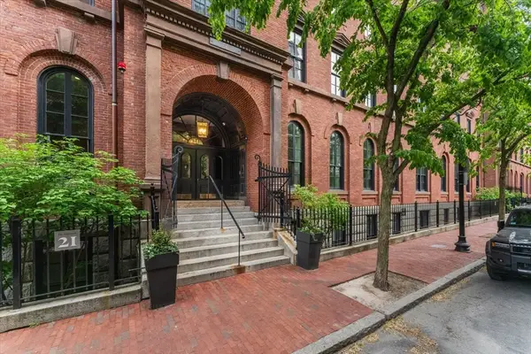 21 Father Francis Gilday St #314, Boston, MA 02118