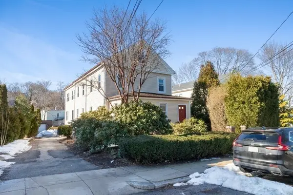 49 Dighton St, Boston, MA 02135