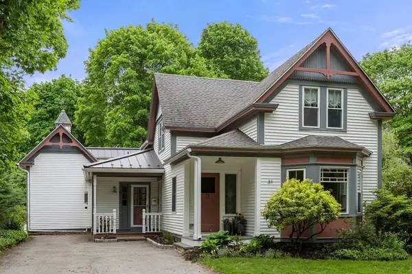 31 Pine Street, Andover, MA 01810