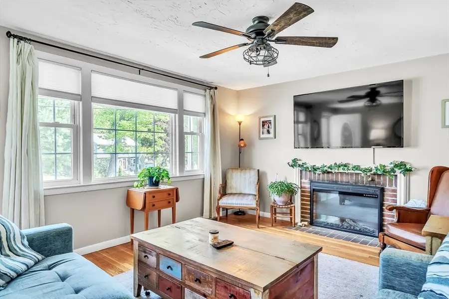 39 Mill St., Burlington, MA 01803 - #3