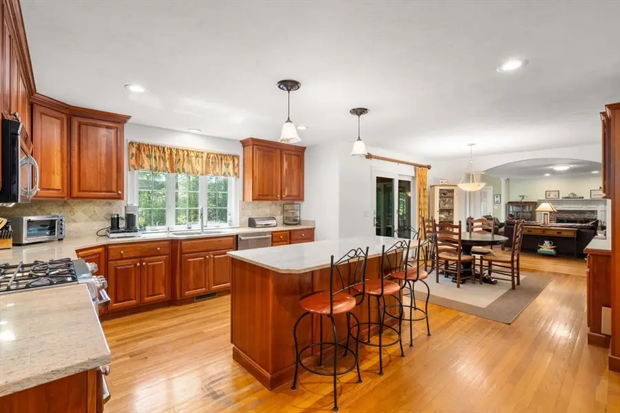 6A Wampanoag Dr., Acton, MA 01720 - #3