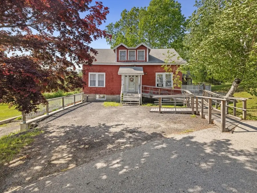 2 Woodcliffe Ave, Worcester, MA 01604 - #3