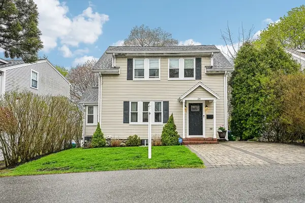 24 Fellsview Ave, Medford, MA 02155