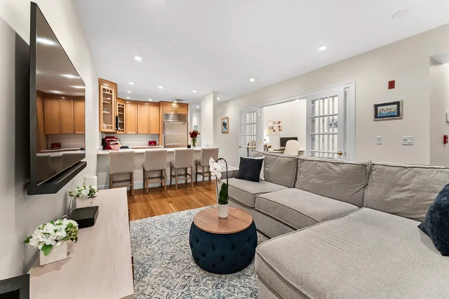 23 Worcester St #1, Boston, MA 02118 - #3
