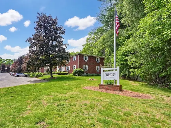 108 Litchfield Pines Drive #A, Leominster, MA 01453